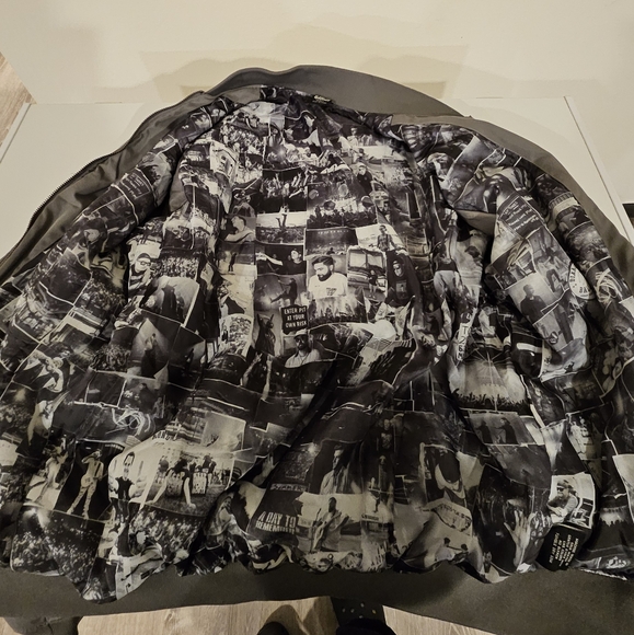A DAY TO REMEMBER BOMBER JACKET - Picture 6 of 9